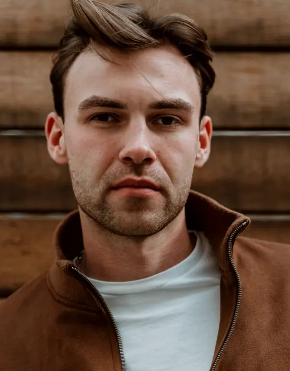Luc Gagnon, Editor, People & Places